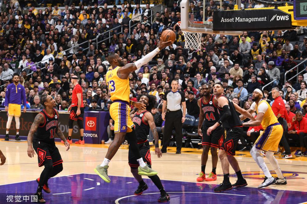 于文化和自 于文化和自