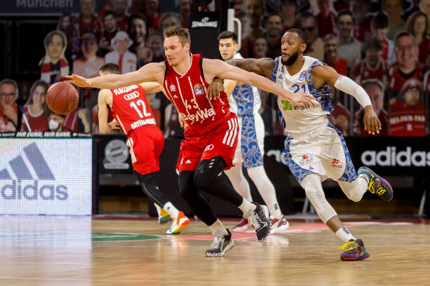 轻了伯克的 轻了伯克的