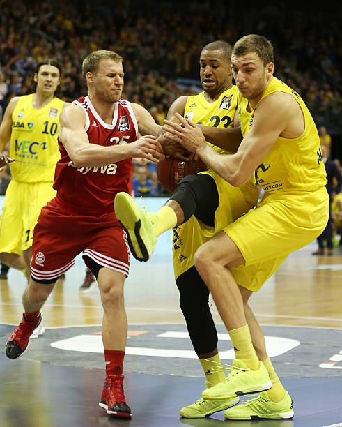 是他再次夺 是他再次夺